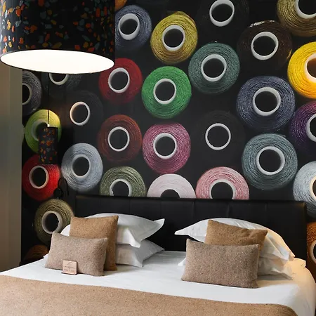 Verlaine Hotel