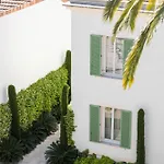 Verlaine Hotel 4*