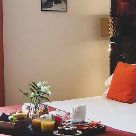 Verlaine Hotel