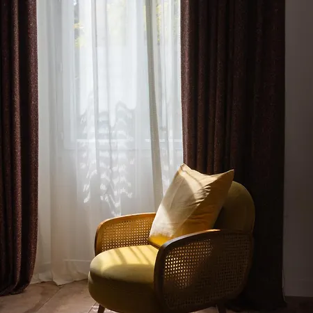 Verlaine Hotel