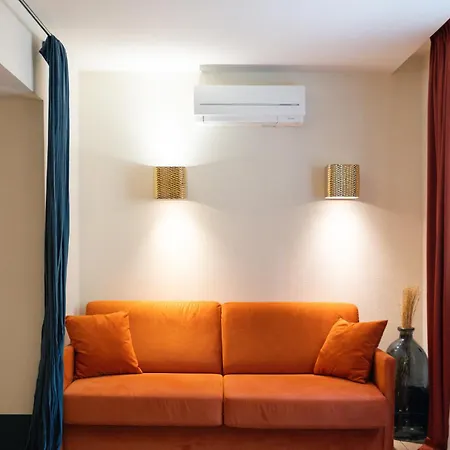 Verlaine Hotel