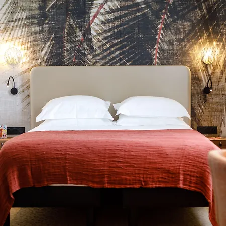 Hotel Verlaine 4*