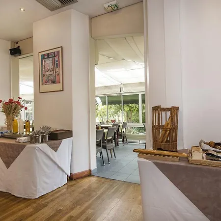 Hotel Verlaine