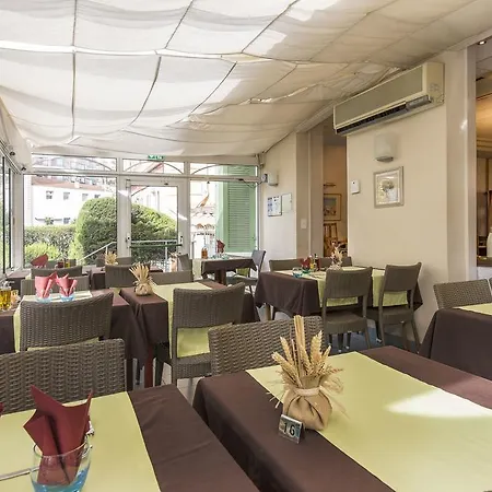 Hotel Verlaine Cannes