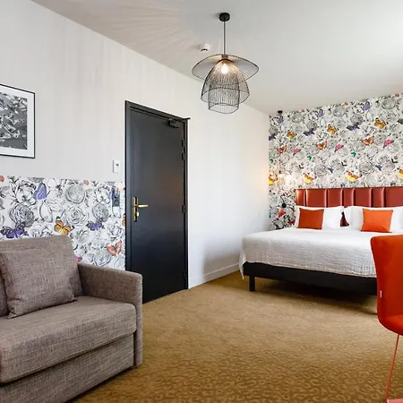 Verlaine Hotel 4*