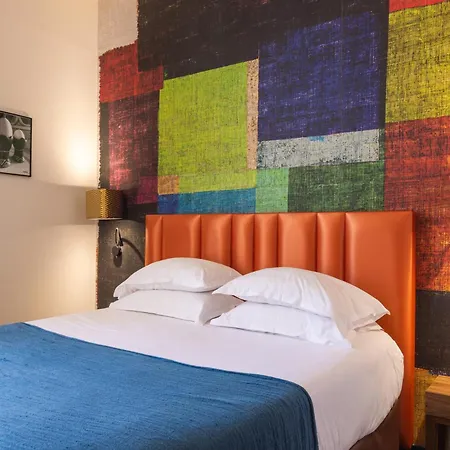 Szálloda Verlaine 4*