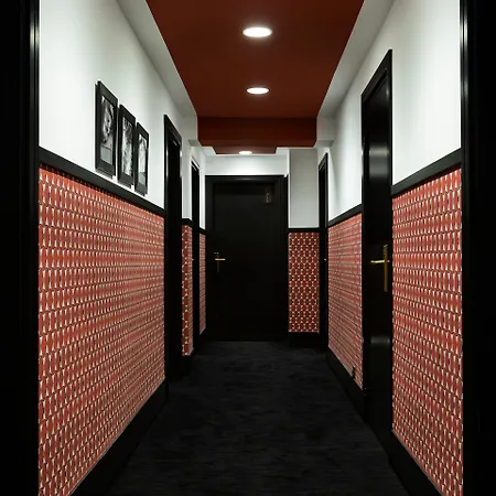 Szálloda Verlaine 4*