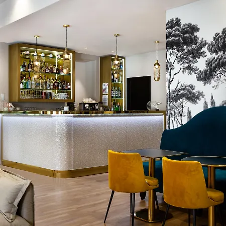 Verlaine Otel Cannes