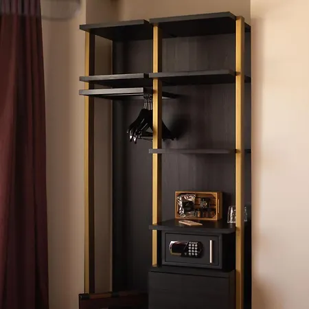 Hotel Verlaine 4*
